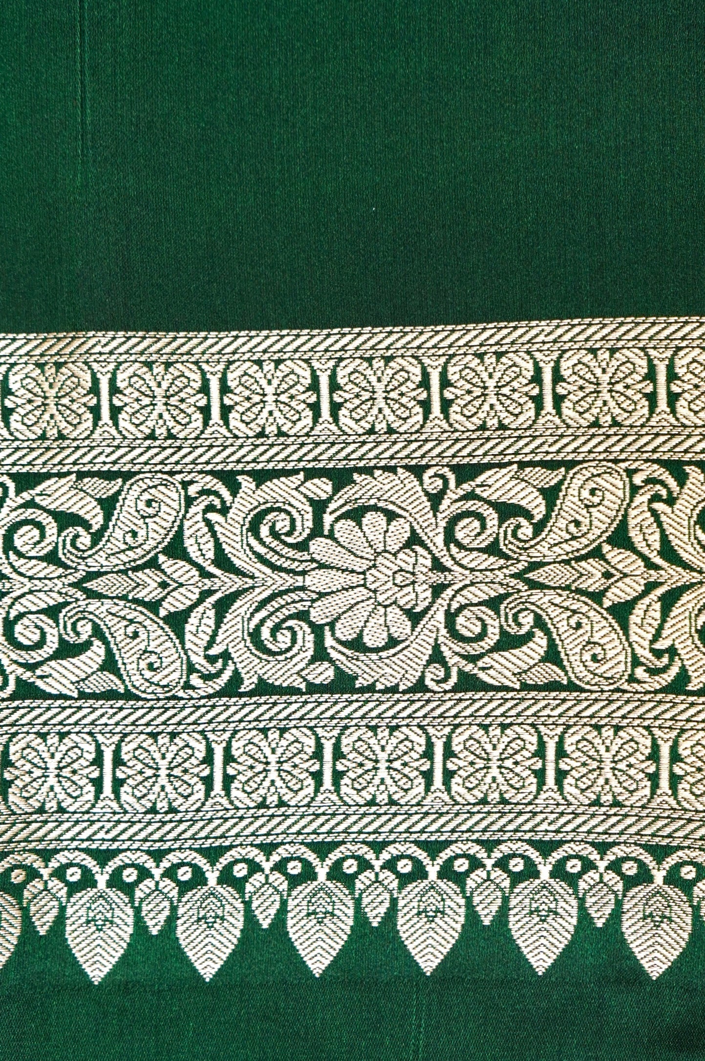 BOTTLE GREEN BANARASI MASHRU KATAN SILK SAREE