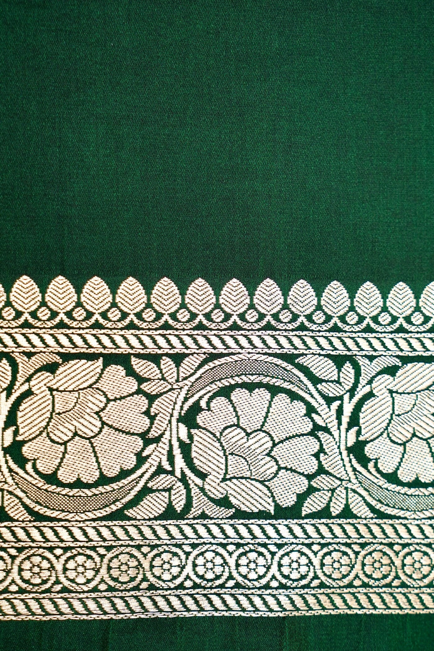 EMERALD GREEN BANARASI MASHRU KATAN SILK SAREE