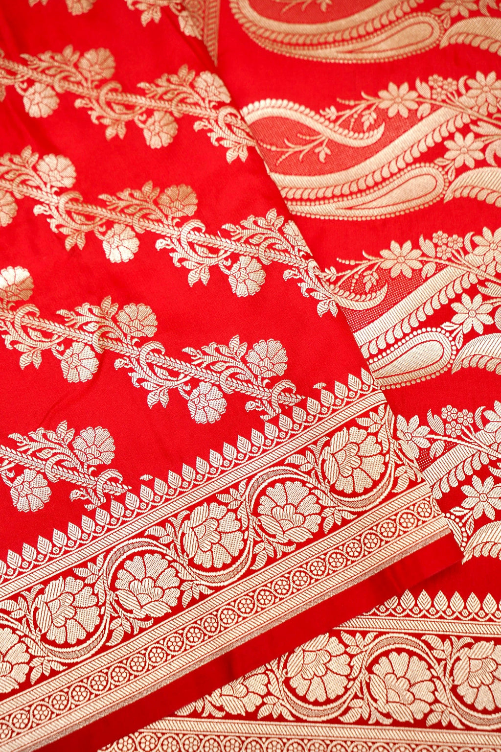CLASSIC RED BANARASI MASHRU KATAN SILK SAREE