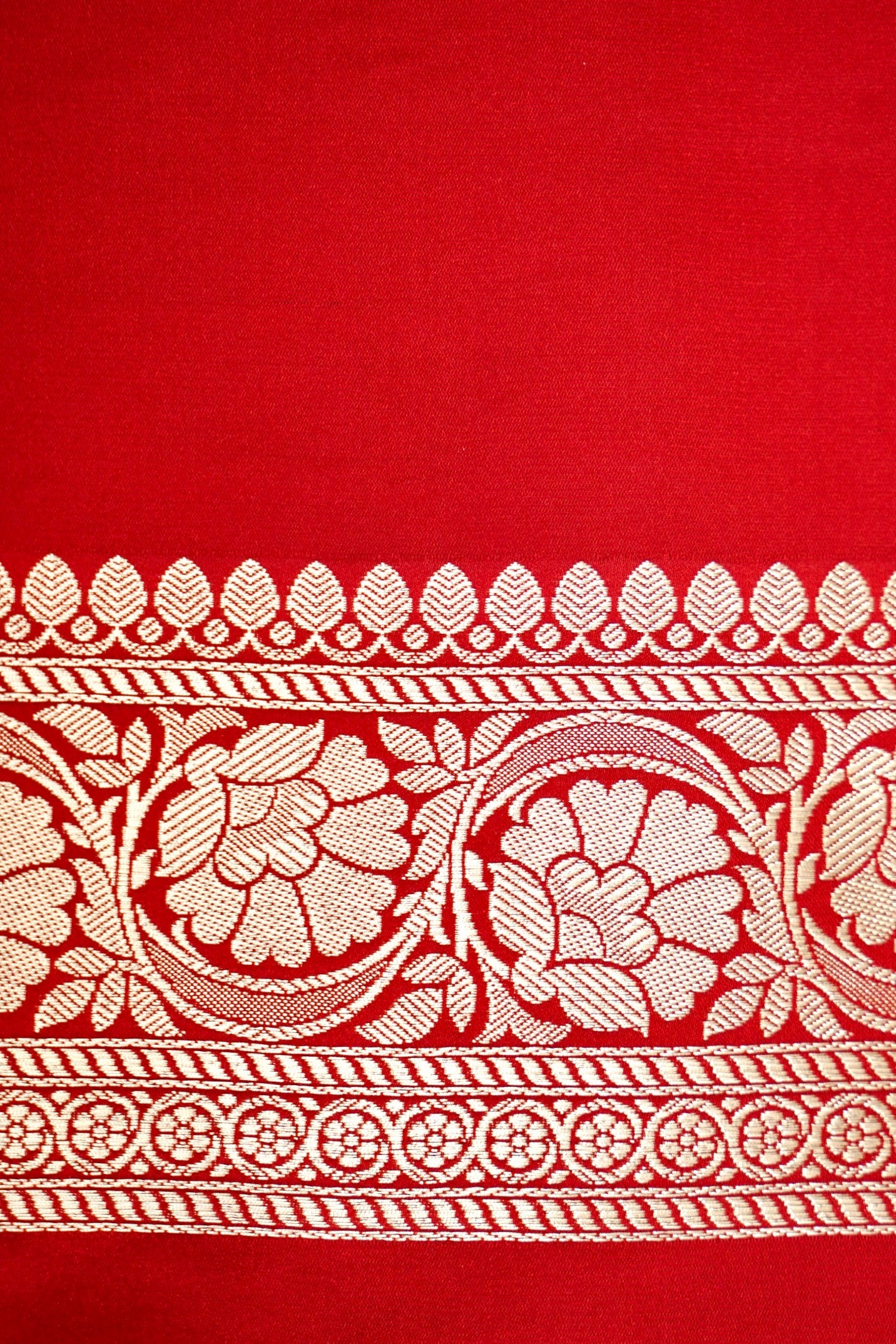 CRIMSON RED BANARASI MASHRU KATAN SILK SAREE