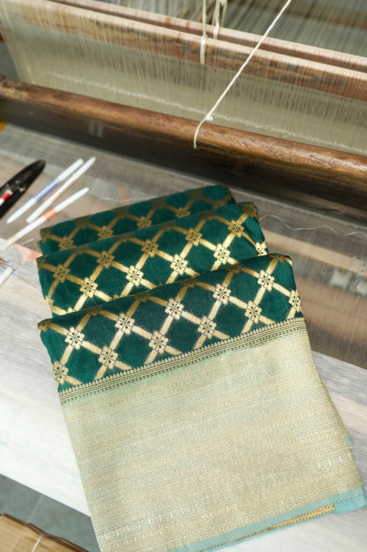 Emerald Green Banarasi Silk Saree with Allover Jangla Weave