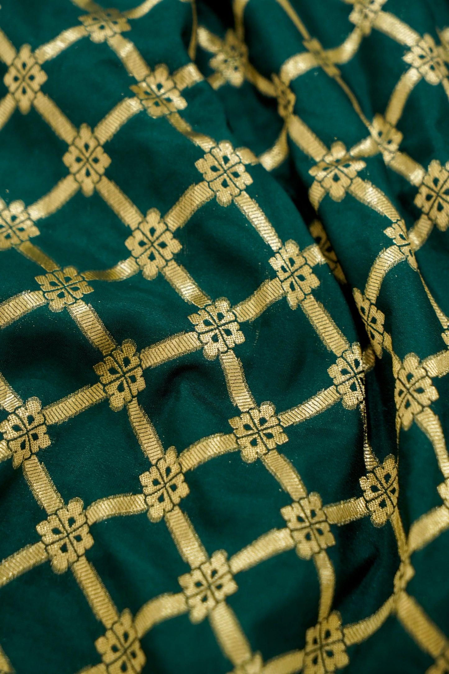 Emerald Green Banarasi Silk Saree with Allover Jangla Weave
